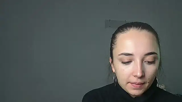 Eva Gloryy online show from 26, 9, 2025
