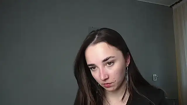 Eva Gloryy online show from 4, 5, 2026