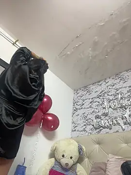 Snapshot of Lili__taylor chatting on 9, 2, 2026 Lili taylor online show from 9, 2, 2026