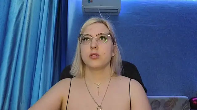 HotBrandyX online show from 23, 6, 2026