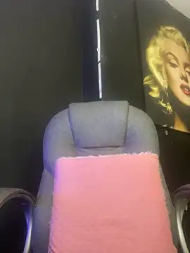 viktoria davis  online show from 28, 10, 2025