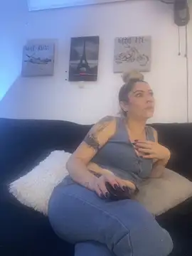 Snapshot of viktoria_davis_ chatting on 9, 5, 2026 viktoria davis online show from 9, 5, 2026