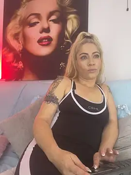 Snapshot of viktoria_davis_ chatting on 11, 6, 2026 viktoria davis online show from 11, 6, 2026