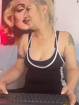Snapshot of viktoria_davis_ chatting on 11, 6, 2026 viktoria davis online show from 11, 6, 2026