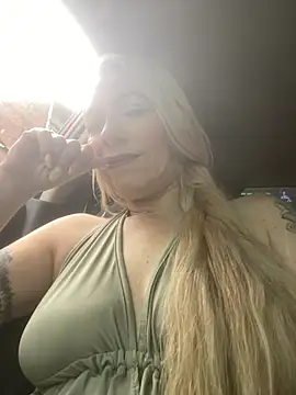 Snapshot of viktoria_davis_ chatting on 11, 7, 2026 viktoria davis online show from 11, 7, 2026