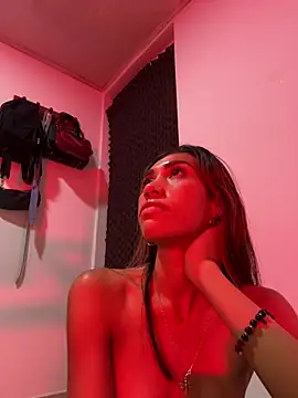 zoe storm online show from 14, 3, 2025