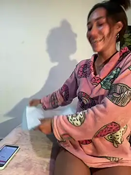 zoe storm online show from 18, 3, 2025