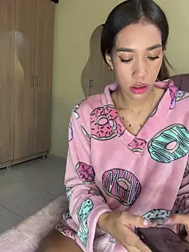 zoe storm online show from 2, 5, 2026