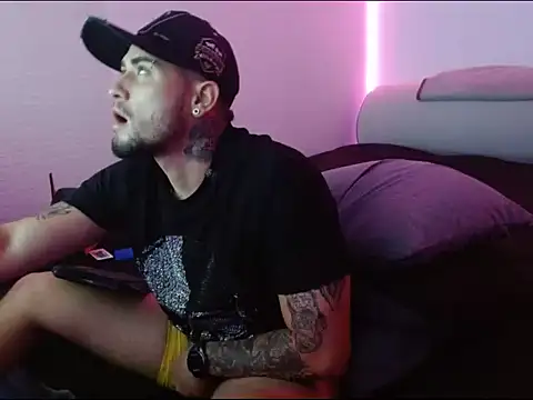 Snapshot of Lliam_2 chatting on 18, 1, 2025 Lliam 2 online show from 18, 1, 2025