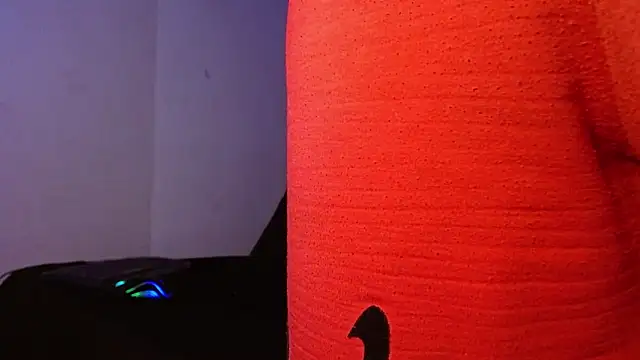 Snapshot of Lliam_2 chatting on 19, 9, 2025 Lliam 2 online show from 19, 9, 2025