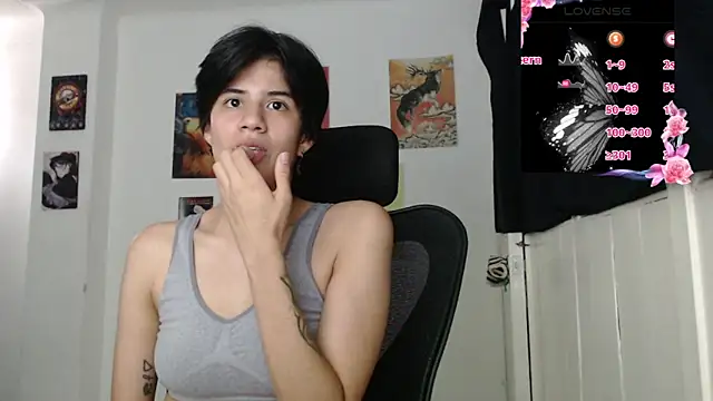 Snapshot of Dha_lia0 chatting on 24, 10, 2025 Dha lia0 online show from 24, 10, 2025