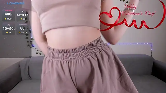 EmmyStar  online show from 13, 2, 2025