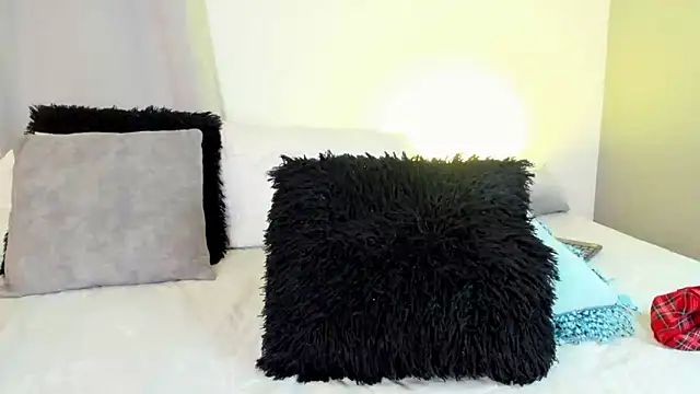 miss hellen2 online show from 28, 2, 2025