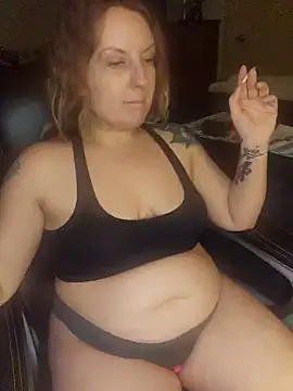 TattedMamaXOXO online show from 6, 2, 2025