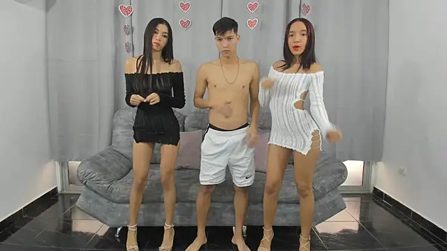Snapshot of hotlittleones18 chatting on 23, 2, 2025 hotlittleones18 online show from 23, 2, 2025