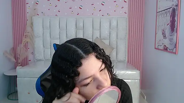 shalon diaz s online show from 30, 10, 2025