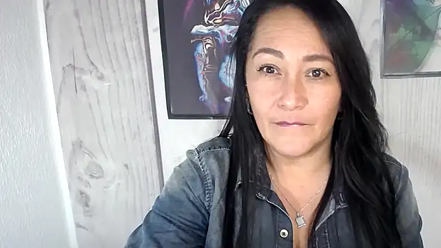 JULIANAWET69 online show from 24, 11, 2025