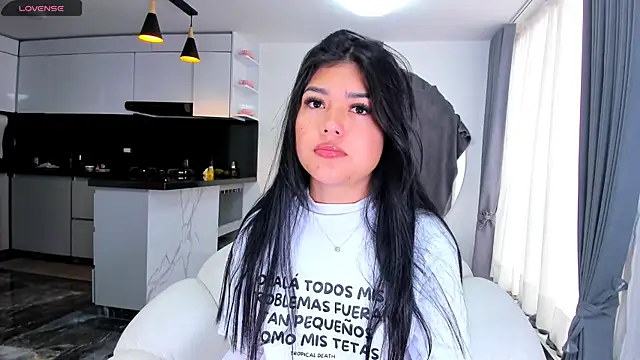 Snapshot of 1lubonnie chatting on 14, 3, 2025 1lubonnie online show from 14, 3, 2025