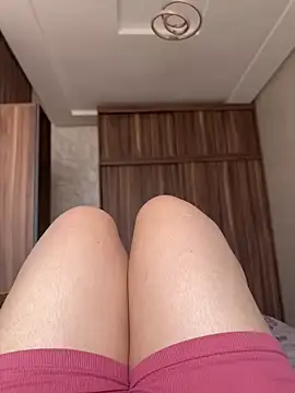 Ayochaa online show from 10, 4, 2026