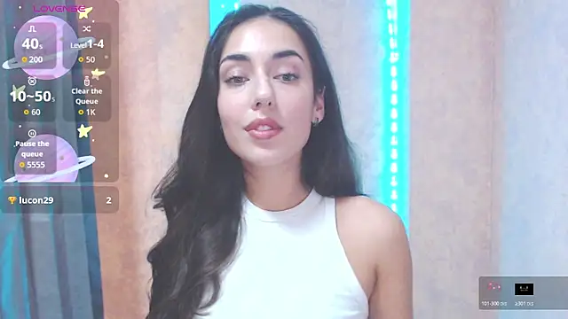 Snapshot of Lovelllyy chatting on 22, 10, 2025 Lovelllyy online show from 22, 10, 2025