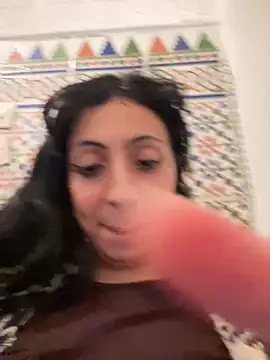 majdolin78 online show from 26, 2, 2025