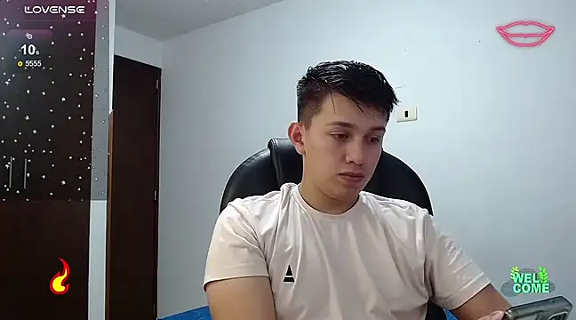 Snapshot of Alan_red chatting on 3, 3, 2025 Alan red online show from 3, 3, 2025