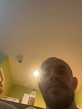 Snapshot of wyattstone chatting on 13, 10, 2025 wyattstone online show from 13, 10, 2025