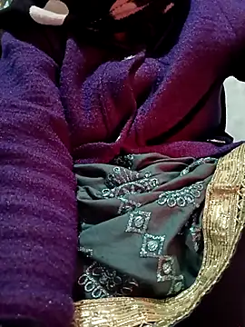 Snapshot of Sexy_Tanya69 chatting on 17, 12, 2025 Sexy Tanya69 online show from 17, 12, 2025