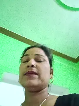 Snapshot of Bina_Bhanot chatting on 20, 3, 2025 Bina Bhanot online show from 20, 3, 2025
