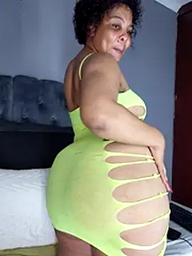 Fattypussyxx online show from 25, 4, 2026