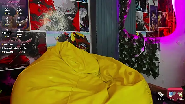 Zoe Cheshire online show from 3, 2, 2025