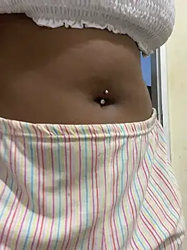 Snapshot of Spicey-CheekssX chatting on 28, 1, 2025 Spicey-CheekssX online show from 28, 1, 2025