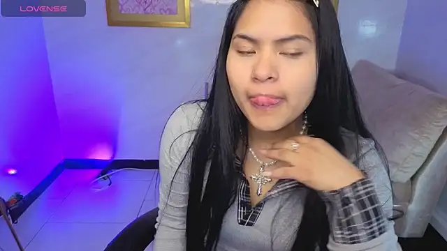 Snapshot of Paulette_v chatting on 11, 6, 2026 Paulette v online show from 11, 6, 2026