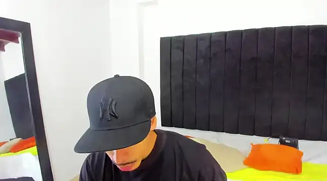 Snapshot of brad_usma chatting on 2, 2, 2025 brad usma online show from 2, 2, 2025