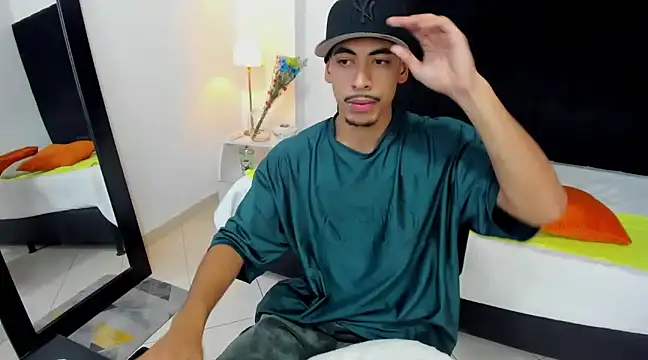 Snapshot of brad_usma chatting on 6, 2, 2025 brad usma online show from 6, 2, 2025