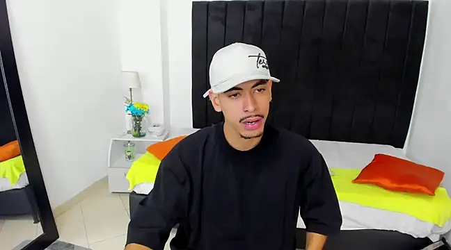 Snapshot of brad_usma chatting on 7, 2, 2025 brad usma online show from 7, 2, 2025