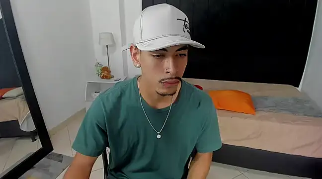 Snapshot of brad_usma chatting on 22, 3, 2025 brad usma online show from 22, 3, 2025