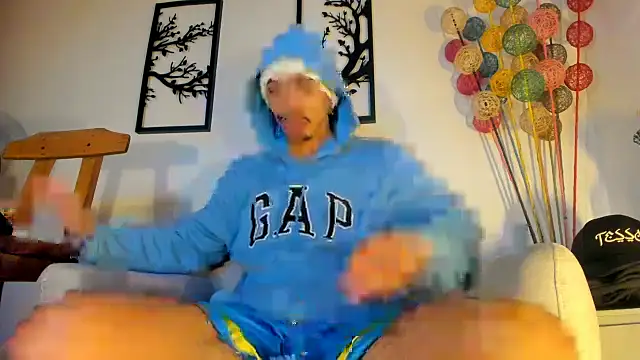 Snapshot of brad_usma chatting on 4, 10, 2025 brad usma online show from 4, 10, 2025