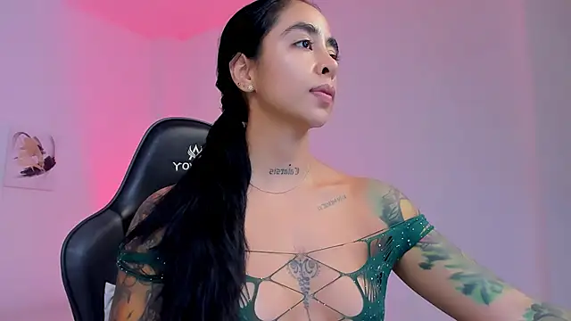 sophierooy22 online show from 26, 2, 2026