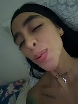 Snapshot of sophierooy22 chatting on 1, 8, 2026 sophierooy22 online show from 1, 8, 2026