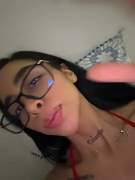Snapshot of sophierooy22 chatting on 1, 8, 2026 sophierooy22 online show from 1, 8, 2026