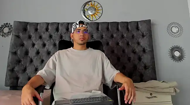 RYAN PATERSON online show from 23, 1, 2025