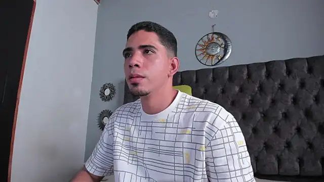 RYAN PATERSON online show from 4, 2, 2025