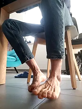 Masterclassyfeet online show from 9, 4, 2026