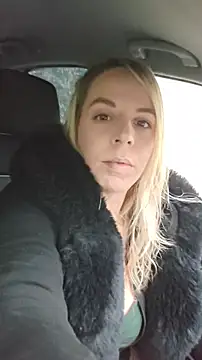 SweetyNinaOff1 online show from 17, 1, 2026