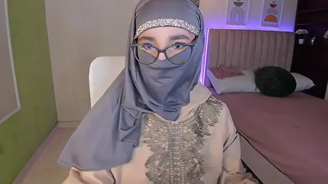 Ayha khalaf online show from 10, 3, 2025