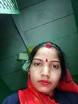 Snapshot of Bhuvi_Bedi chatting on 28, 1, 2025 Bhuvi Bedi online show from 28, 1, 2025