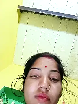 Snapshot of Bhuvi_Bedi chatting on 30, 1, 2025 Bhuvi Bedi online show from 30, 1, 2025