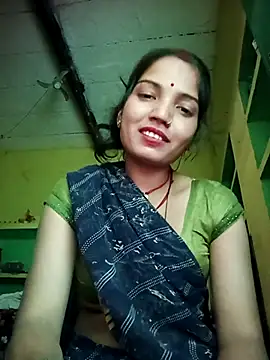 Snapshot of Bhuvi_Bedi chatting on 24, 2, 2025 Bhuvi Bedi online show from 24, 2, 2025