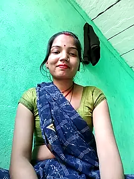 Snapshot of Bhuvi_Bedi chatting on 4, 3, 2025 Bhuvi Bedi online show from 4, 3, 2025